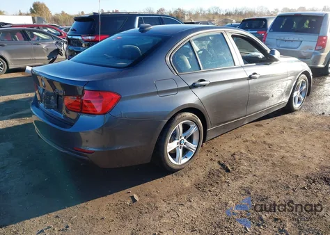 2013 BMW 328I из США, поврежденный, VIN WBA3A5G58DNP23738